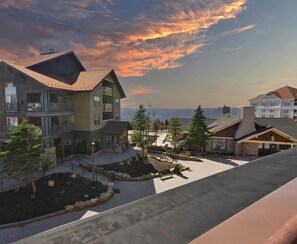 Property grounds - HH 218: Starlit Studio – Hot Tub, Scenic Views & Village Convenience (Snowshoe)