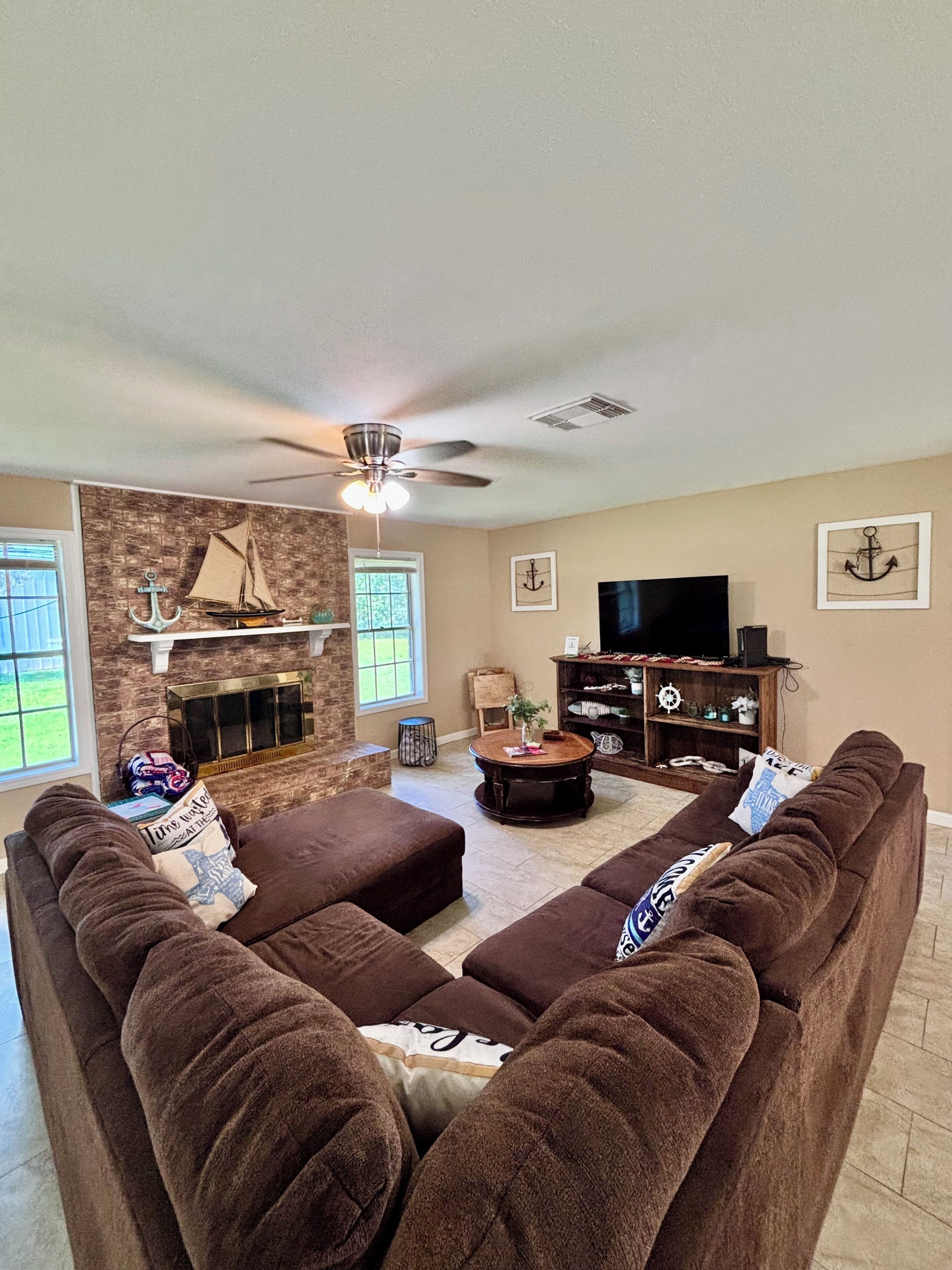 Smart TV, fireplace, books