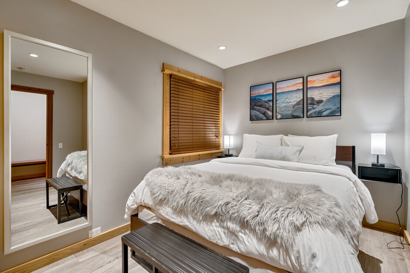 1 Schlafzimmer, Schreibtisch, Bügeleisen/Bügelbrett, Reisekinderbett