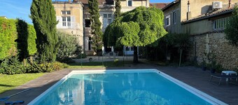 Charming house with swimming pool Bergerac town center