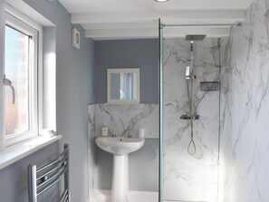 Towels - 2 bedroom accommodation in Whitby (Whitby)