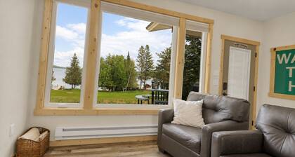 "Haufer Hall" - Charming 2-bedroom cabin on beautiful Little Boy Lake.