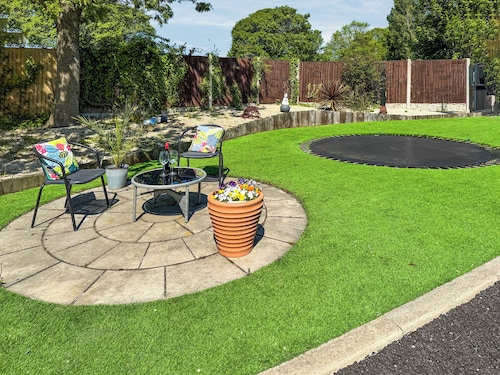 The Old School House