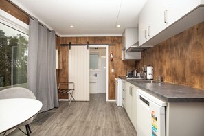 Deluxe Apartment, Garden View