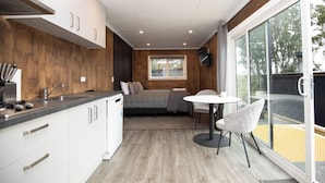 Deluxe Apartment, Garden View | 1 bedroom, WiFi (free) - Evening Cove (Stewart Island / Rakiura)