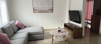 Sweet Home Mitropoleos