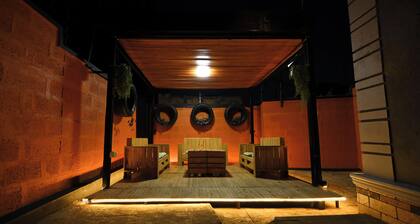 Cascade Cove 3-bedroom villa in Kampala - Jacuzzi and Gazebo with Fountain