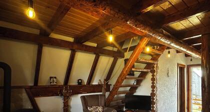 Vila Sarigora - charming 2-bedroom cottage in fabulous Ćœabljak