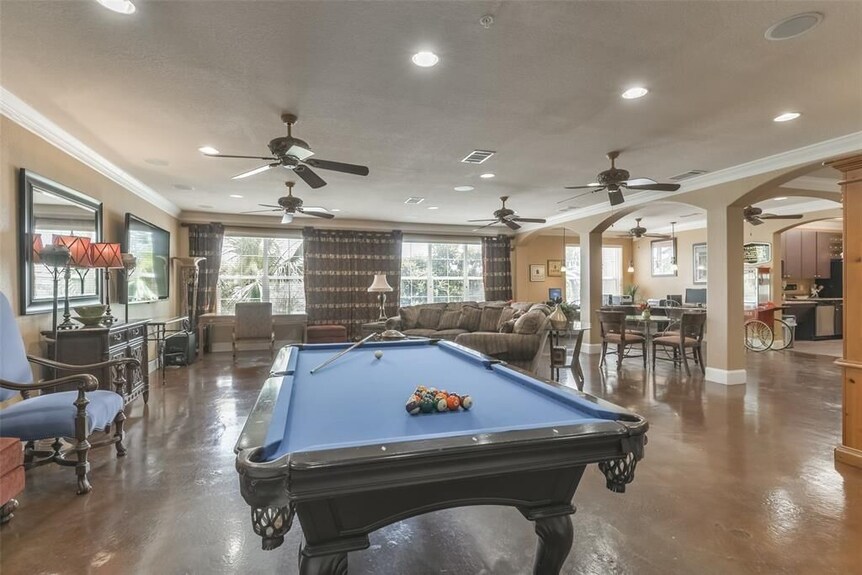 Stunning 2 Bed, 2 Bath In Tx Medical Center - Missouri City, TX