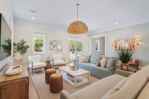 智能电视、壁炉