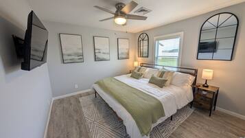 3 chambres, fer et planche à repasser, lit parapluie, Wi-Fi gratuit