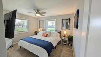 3 slaapkamers, een strijkplank/strijkijzer, reisbedje, gratis wifi