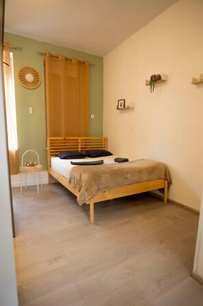 1 bedroom, WiFi, bed sheets - Cosy loft in the heart of Cambrai (Cambrai)