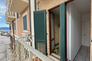 Exterior - P056 – Porto Recanati, comfortable three-room apartment facing (Porto Recanati)