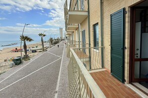 Property grounds - P056 – Porto Recanati, comfortable three-room apartment facing (Porto Recanati)