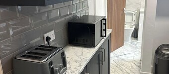 A newly refurbished house catering for family, friends or work colleagues.