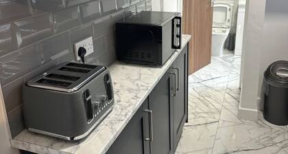 A newly refurbished house catering for family, friends or work colleagues.