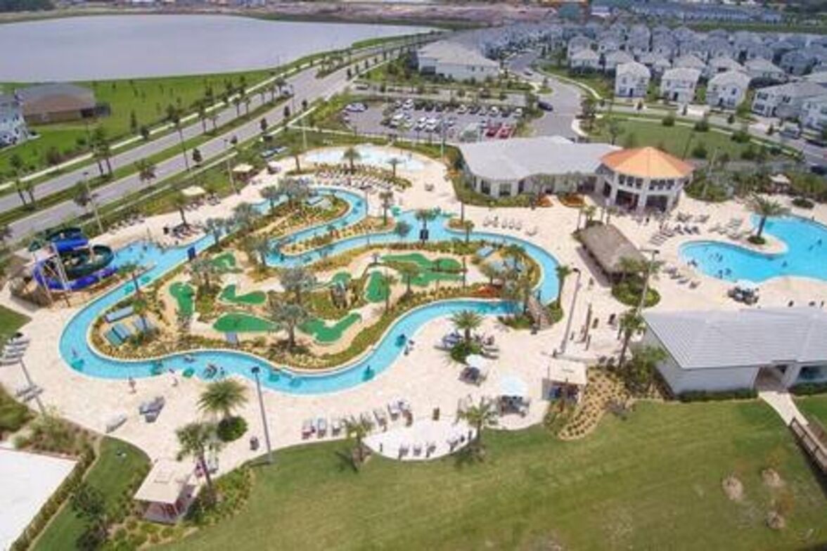 Et oppvarmet basseng