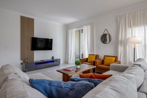 تلفزيون ذكي