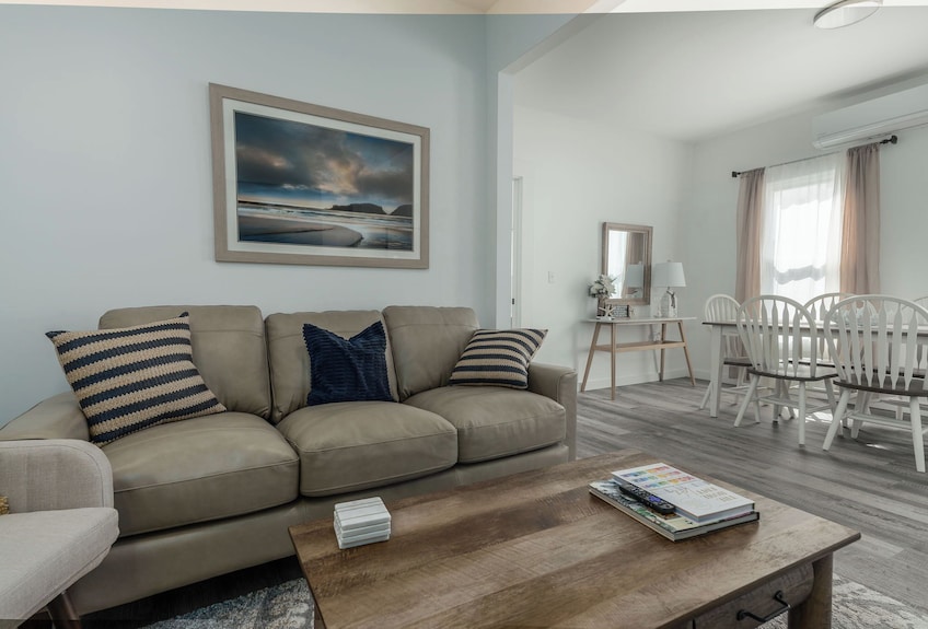 Gorgeous Coastal Getaway - Kennebunk, ME