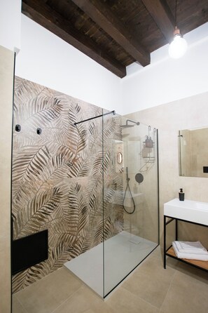 Bathroom - Massimo Rooms & suite (Palermo)