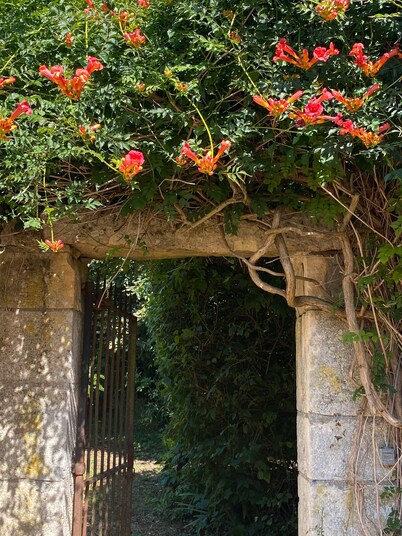 Holiday Home 'La Béchetière' with Private Pool, Private Terrace and Wi-Fi