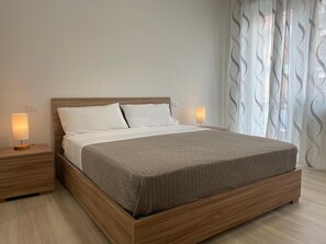 1 bedroom, free WiFi, bed sheets