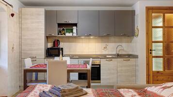 Fer et planche Ă  repasser, Wi-Fi gratuit, draps fournis