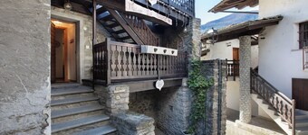 Studio 'Landa' with Balcony and Wi-Fi