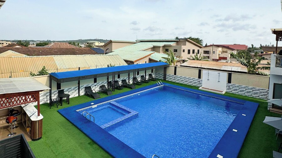 Barima Royal Hotel & Apartment