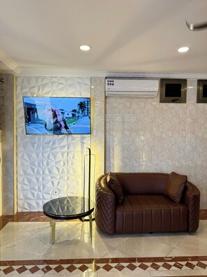 Exterior - Barima Royal Hotel & Apartment (Accra)