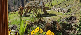 Holiday Home "La Cardabelle" – Nature Retreat in Bonac-Irazein, Private Garden, Mountain Views