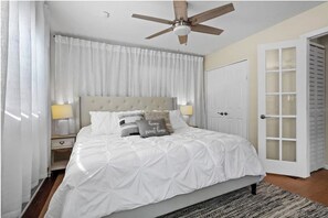 2 bedrooms, desk, free WiFi, bed sheets