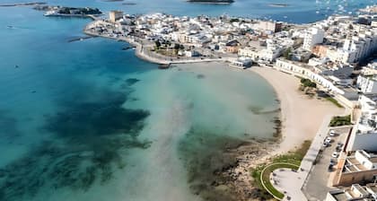Ferienhaus 'Luna Di Mare' mit Meerblick, Gemeinschaftsterrasse und Klimaanlage
