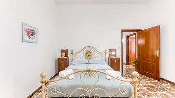 3 chambres, fer et planche Ă repasser, Wi-Fi gratuit, draps fournis