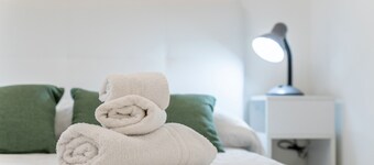 Apartment 'Biscari' with Balcony, Wi-Fi and Air Conditioning