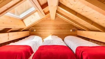 5 soverom, strykejern/-brett, wi-fi (inkludert) og sengetøy