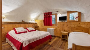 1 soverom, strykejern/-brett, wi-fi (inkludert) og sengetøy