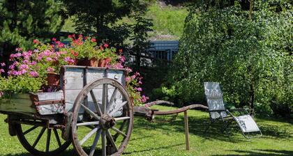 Apartment 'La Remisa' with Shared Terrace, Shared Garden and Wi-Fi