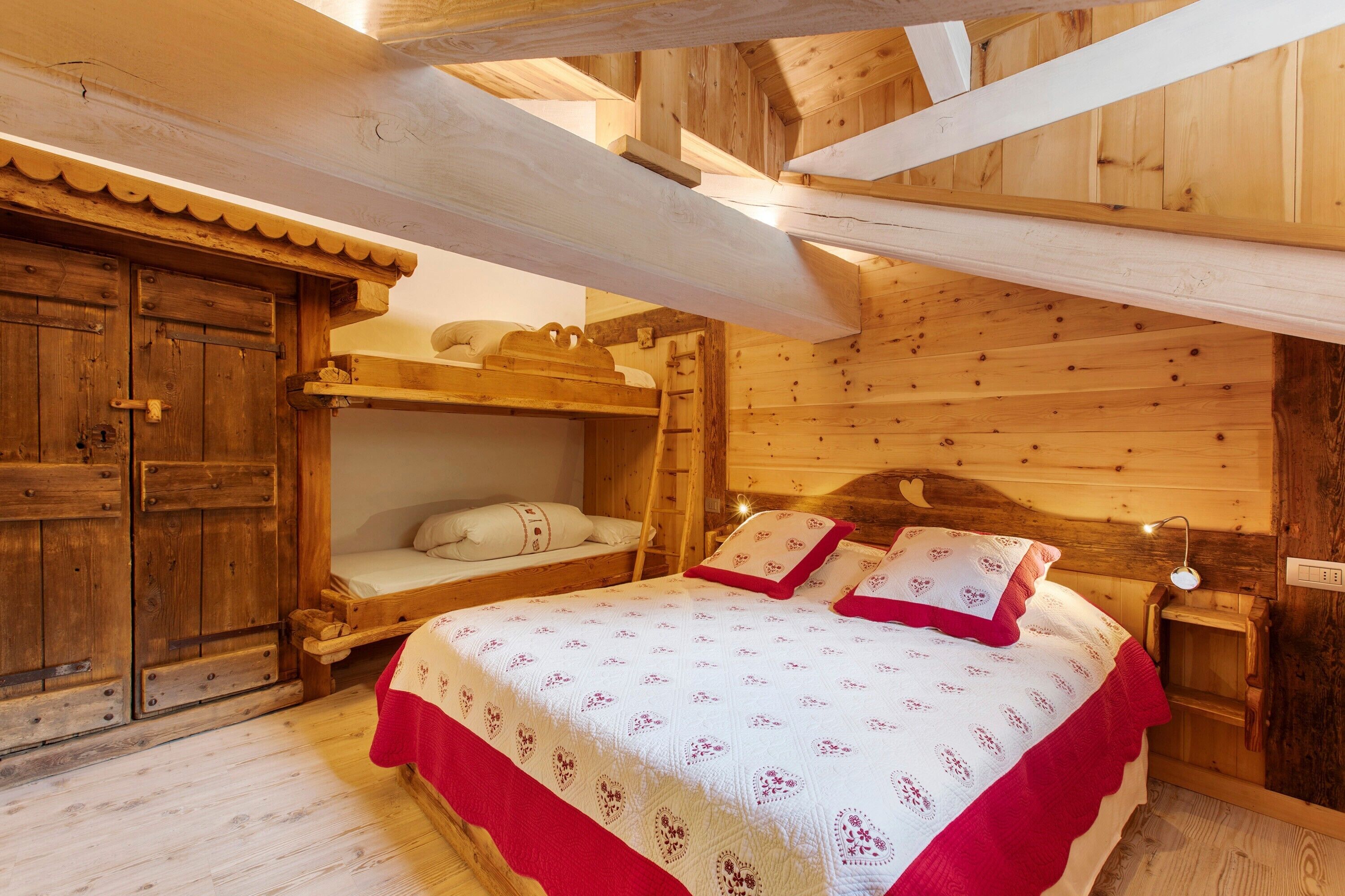 1 chambre, fer et planche à repasser, Wi-Fi gratuit, draps fournis