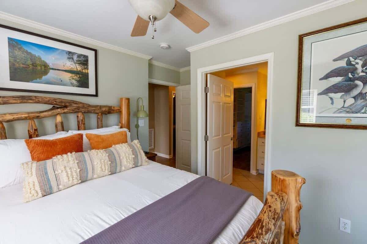 1 多间卧室、办公桌、旅行婴儿床、免费 WiFi