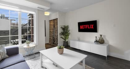 Comfy 1BR - King West - Transit Access - Gym