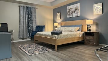 4 chambres, coffres-forts dans les chambres, fer et planche à repasser