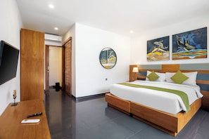 Vila premier, 6 quartos, vista para a piscina | Banheiro | Chuveiro, produtos de toalete grátis, secador de cabelo, chinelos