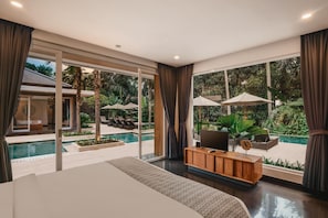 Premier Villa, 6 Bedrooms, Pool View | 6 bedrooms, desk, laptop workspace, blackout curtains - Villa Dune (Ubud)