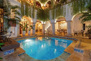 Outdoor pool - Hotel Boutique Patio Corao By GEH Suites (Cartagena)