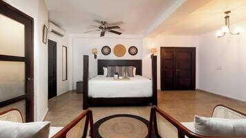 Deluxe Double Room, City View | Minibar, in-room safe, iron/ironing board, WiFi (free)