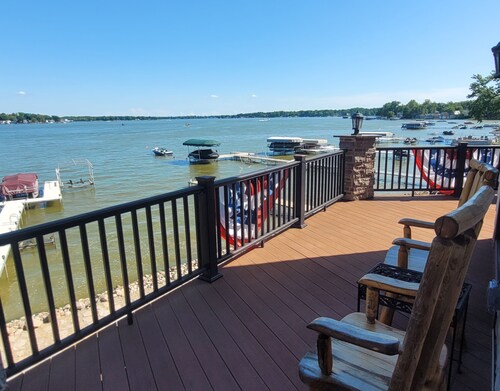 "The Cedar Lake Escape " is a lakeside retreat offering 5 bedrooms and 3 baths.