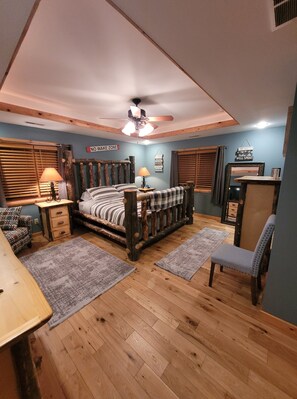 5 slaapkamers, een strijkplank/strijkijzer, wifi, beddengoed