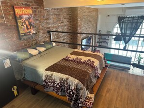 1 chambre, fer et planche à repasser, accès au Wi-Fi (inclus)